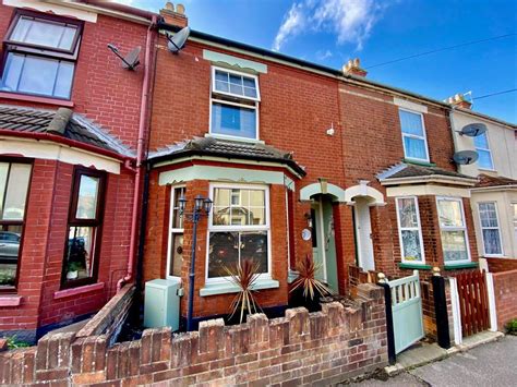 worthing road lowestoft  bed terraced house  sale