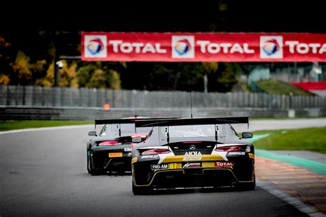 experts guide   total  hours  spa fanatec gt world