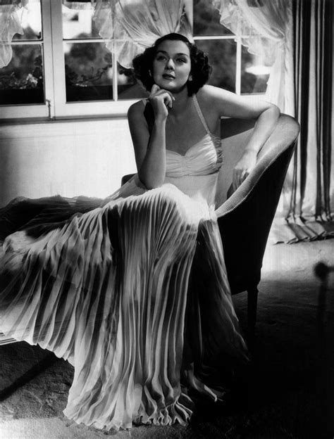 vintage classic beautiful women rosalind russell 1940 s vintage pinup girl photo gallery free