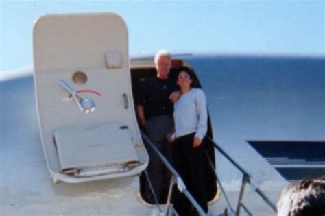 breaking new pictures of bill clinton pictured with epstein s ‘pimp ghislaine maxwell and a