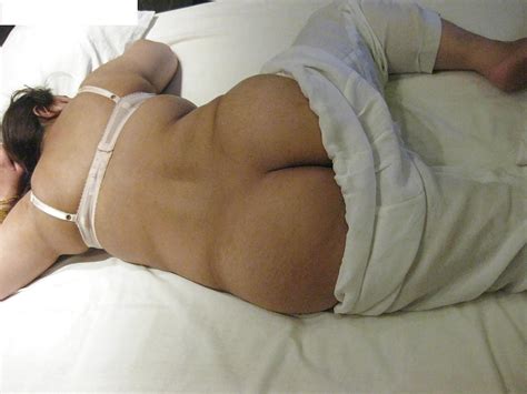 xossip aunty nude on bed cumception