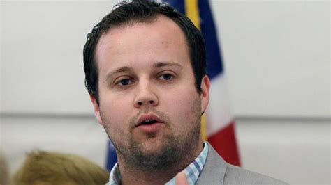 josh duggar s sisters want him out of their privacy lawsuit says