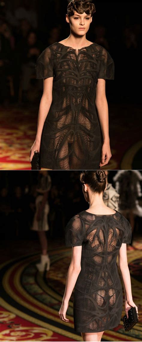 3d printed clothing hits paris fashion week fashion 3d printed dress
