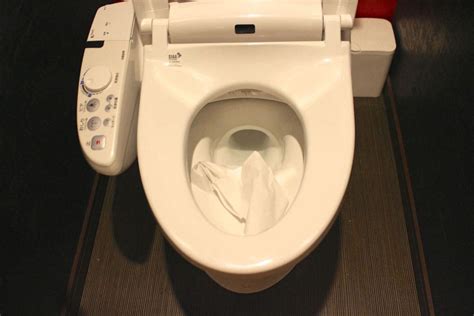 แน่ใจนะว่ารู้ วิธีการใช้ห้องน้ำสาธารณะแสนสะอาดของญี่ปุ่นอย่างถูกต้อง matcha เว็บไซต์แม็กกาซ