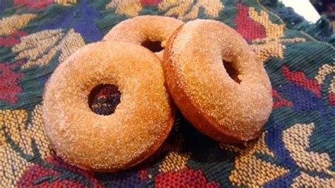 cook  sara spiced apple cider donuts