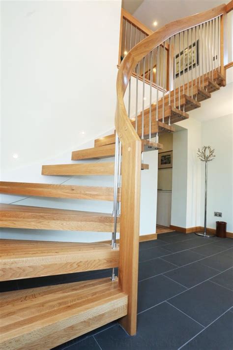 bespoke timber staircase aberdeen  floating treads