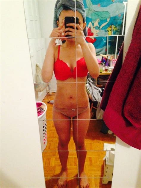 kentucky girl naked mirror selfie