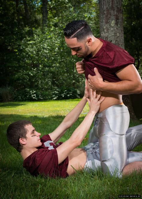 andrew fitch and kory houston are sweaty athletes… daily squirt