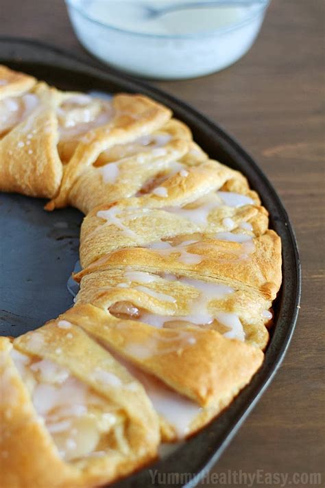 breakfast pastry ring   crescent rolls  topped