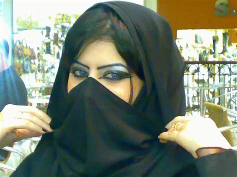 Collection Of Beautiful Arabian Girls Photos Look Like A