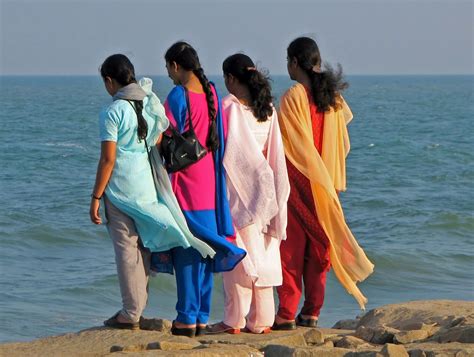 Women Dressing Guide Dress System For Girl Traveling India