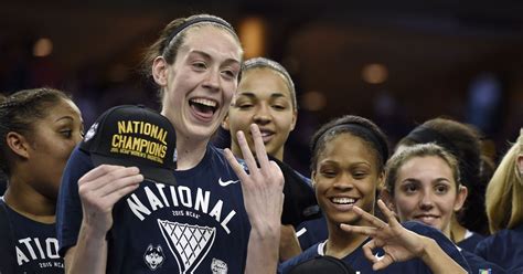 uconn holds off notre dame to claim 10th national title