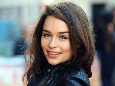 Stunning Tv Star Emilia Clarke Is Named Esquire’s Sexiest