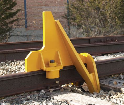 aldon manufacturer  super duty cushioned railcar stops  stopping