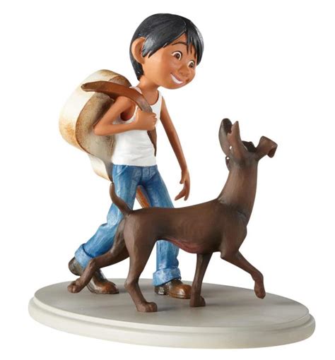 Coco Disney Showcase Miguel And Dante Figurines