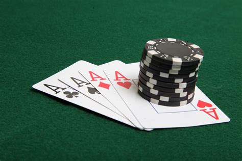 photo stack  black poker chips   aces aces bet black