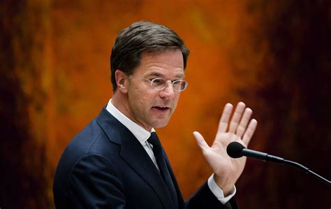 rutte staat opeens pal voor eu daagt pvv uit  nexit nrc