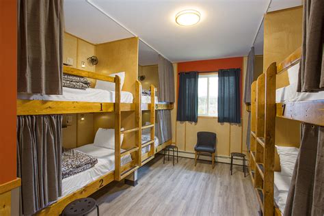 Dorm Beds Jasper Downtown Hostel