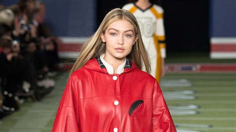 score a touchdown with tommy hilfiger s runway beauty look