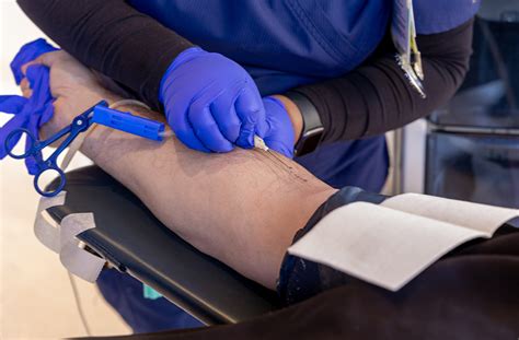 breaking  barriers  blood donation  lgbtq people penn medicine