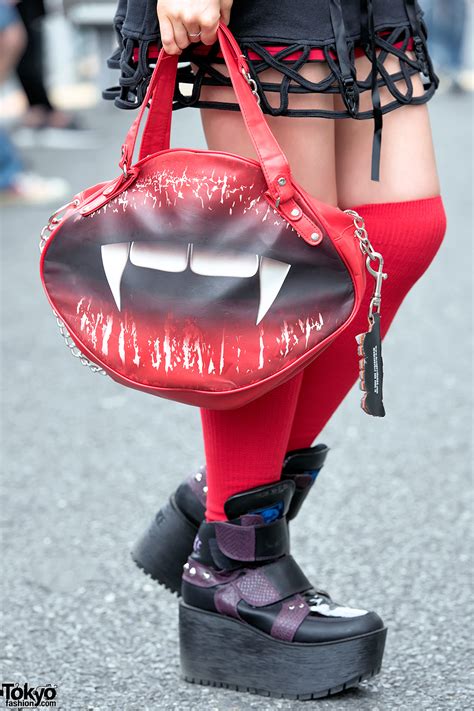 harajuku goth girl in hellcatpunks corset kreepsville