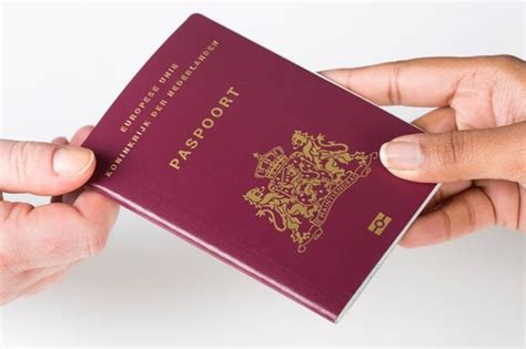 paspoort aanvragen  vernieuwen gemeente weert