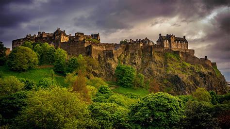 picturesque castles  scotland      adventurer