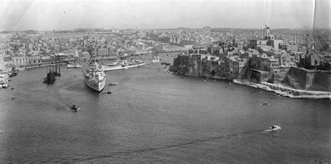 Britain S Island Weapon Malta In The Second World War