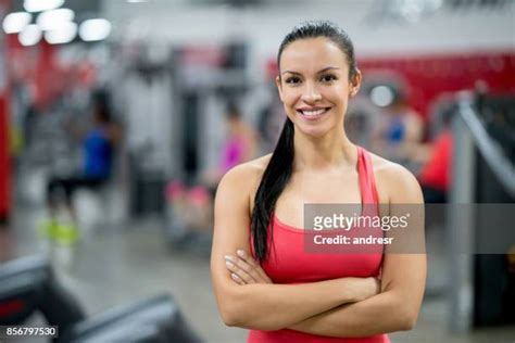 Female Personal Fitness Instructor Photos And Premium High Res Pictures