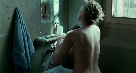 Kate Winslet Nude Pics Page 1