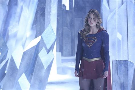 supergirl teams up with jane the virgin in comic book