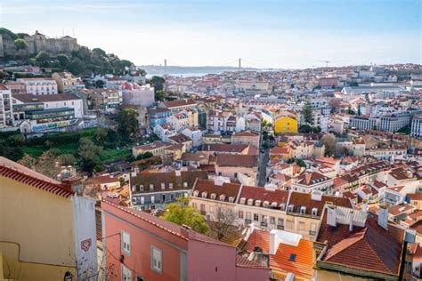 spend  perfect day  lisbon itinerary tips  escape clause