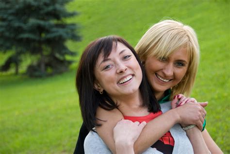 Lesbian Couples Are More Satisfied Than Straight Women