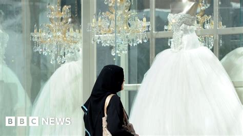 when saudi women marry foreigners bbc news