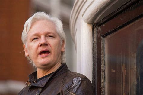 Assange’s Poor Hygiene Cited In Move By Ecuadoran Embassy