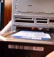 Windows XP HDD に対する画像結果.サイズ: 176 x 185。ソース: www.youtube.com