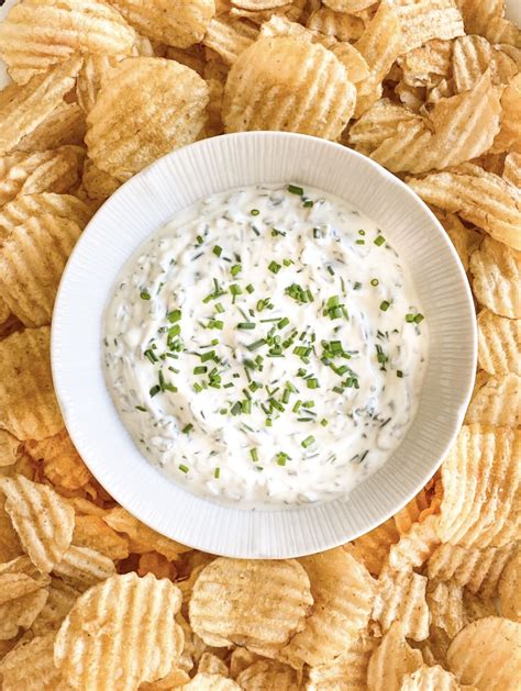 ingredient sour cream  chive dip  family food kitchen