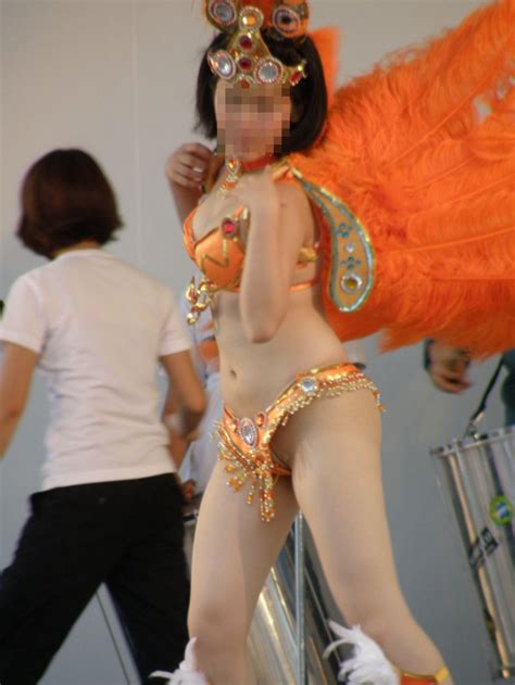 too much skin of japanese samba dancers [curvy] moderately sweaty naked erotic ww hentai