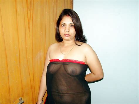 amateur milf pictures indian wife amrita indian desi porn set 8 5