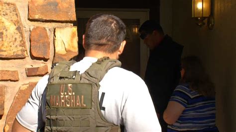U S Marshals Make Home Visits To Keep Tabs On Sex Offenders
