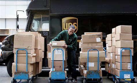 ups delivery packages  fleet news daily