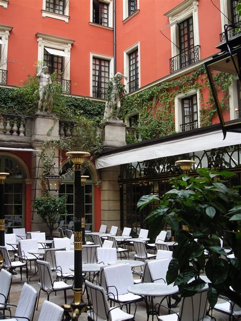 magnificent courtyard   hotel costes  paris restaurant paris luxury restaurant