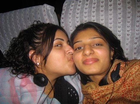 pakistani nude desi larki photos desi lesbians fun maza new