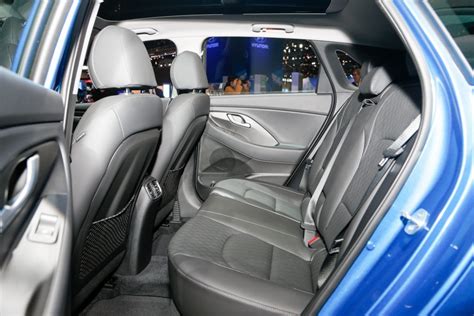 2018 Hyundai Elantra Gt First Look Car News Car Reviews