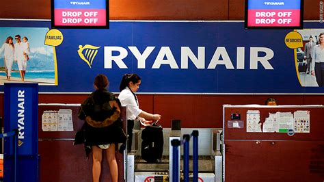 ryanair baggage allowance airline introduces strict  rules