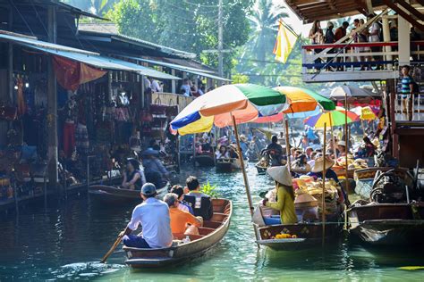 er zijn heel wat drijvende markten floating markets  bangkok