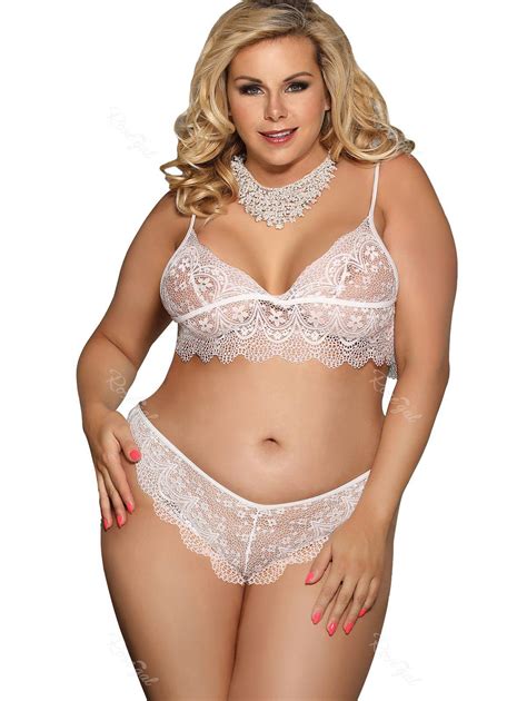 [38 Off] Lace Plus Size Bra And Panty Lingerie Set Rosegal