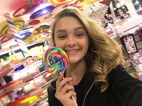 lizzy greene greene lizzy twitter ricky dicky actrices actores