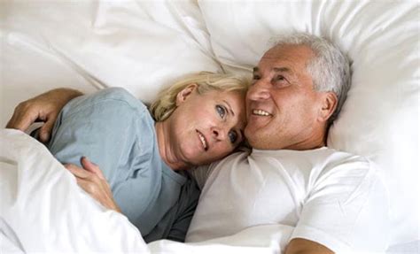 risk of divorce rises when wife becomes ill among older married couples