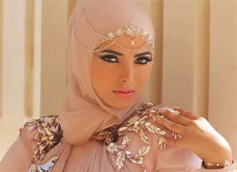 Very Pretty Muslimah Indeed Allah U Akbar Bride In Hijab Bride